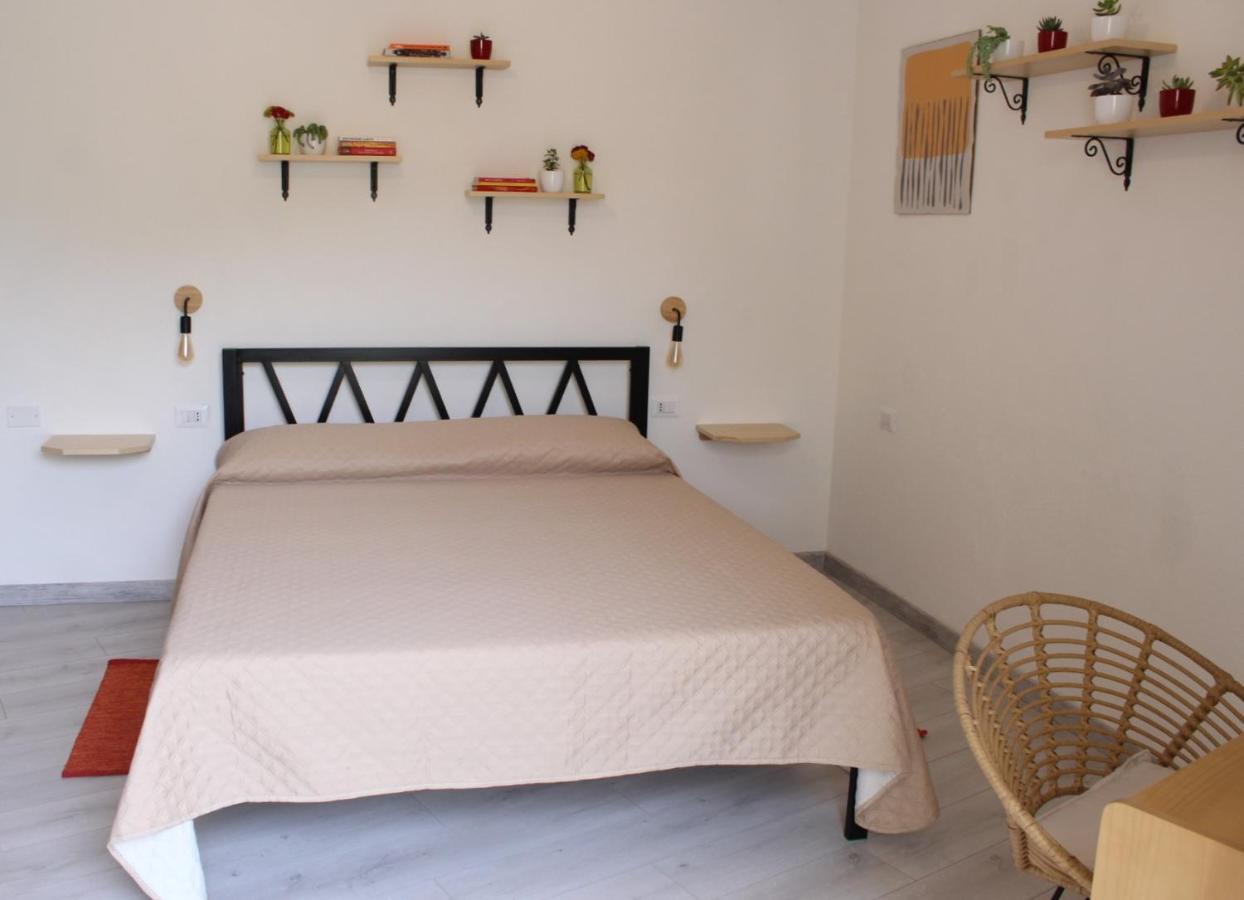 Giobo Rooms Siniscola Eksteriør bilde