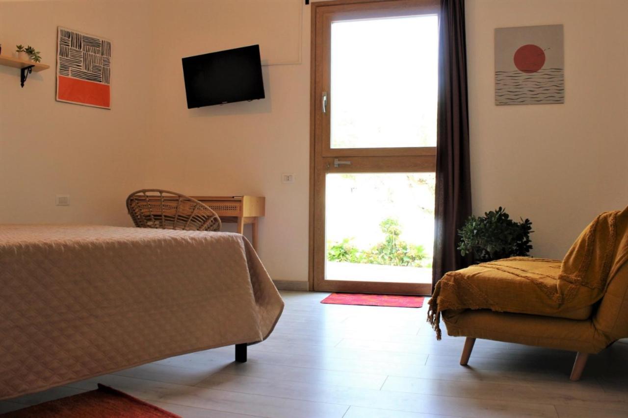 Giobo Rooms Siniscola Eksteriør bilde
