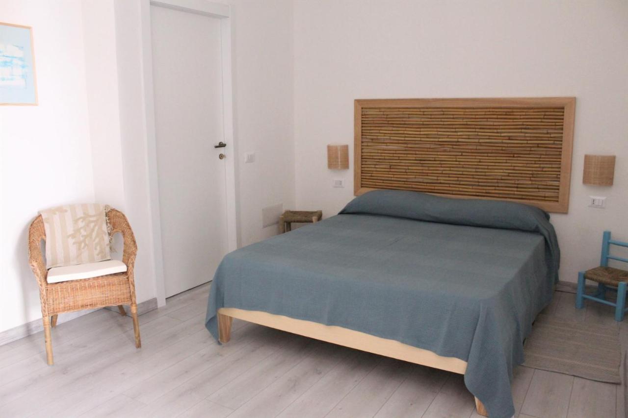 Giobo Rooms Siniscola Eksteriør bilde