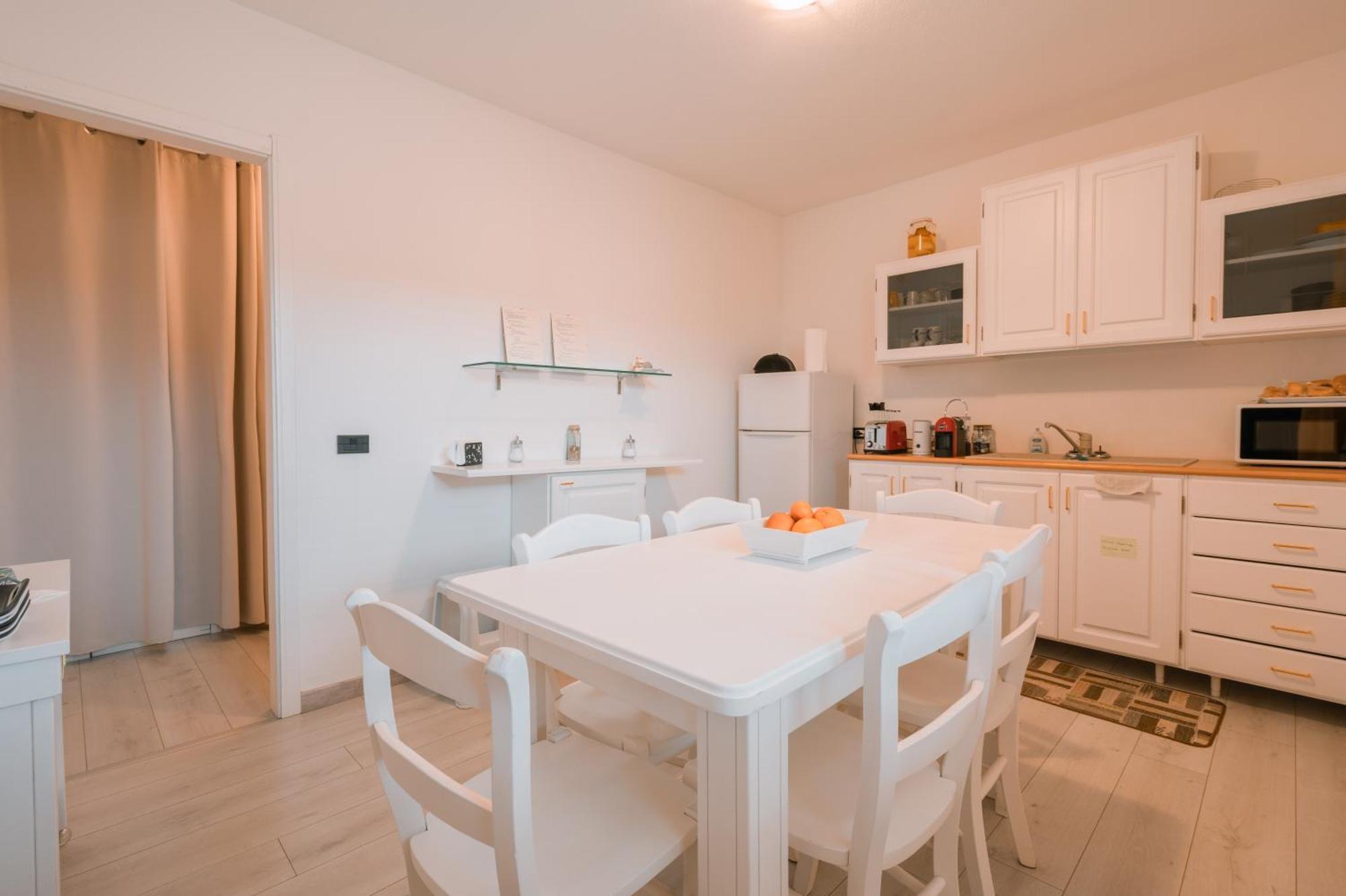 Giobo Rooms Siniscola Eksteriør bilde