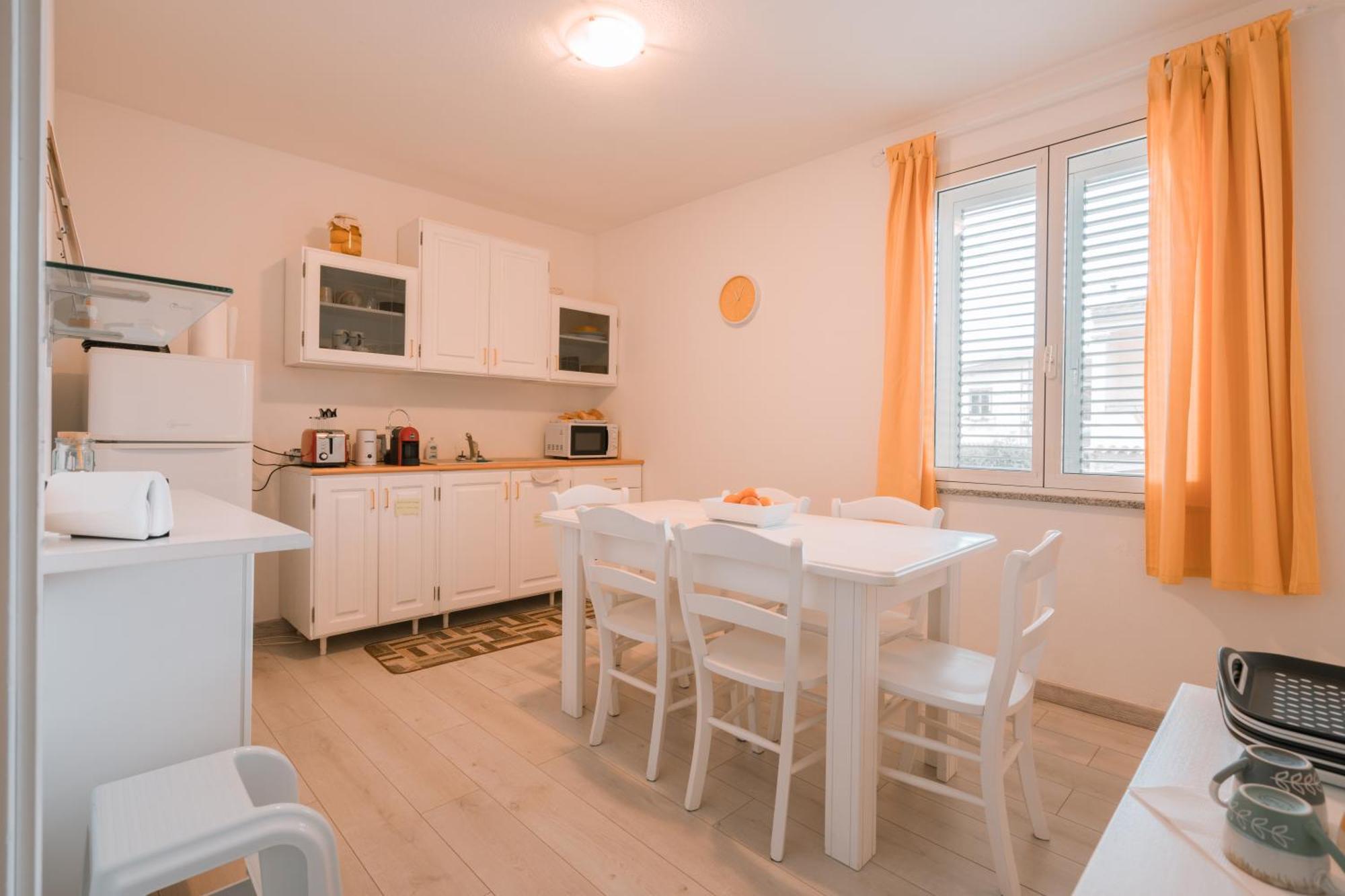 Giobo Rooms Siniscola Eksteriør bilde