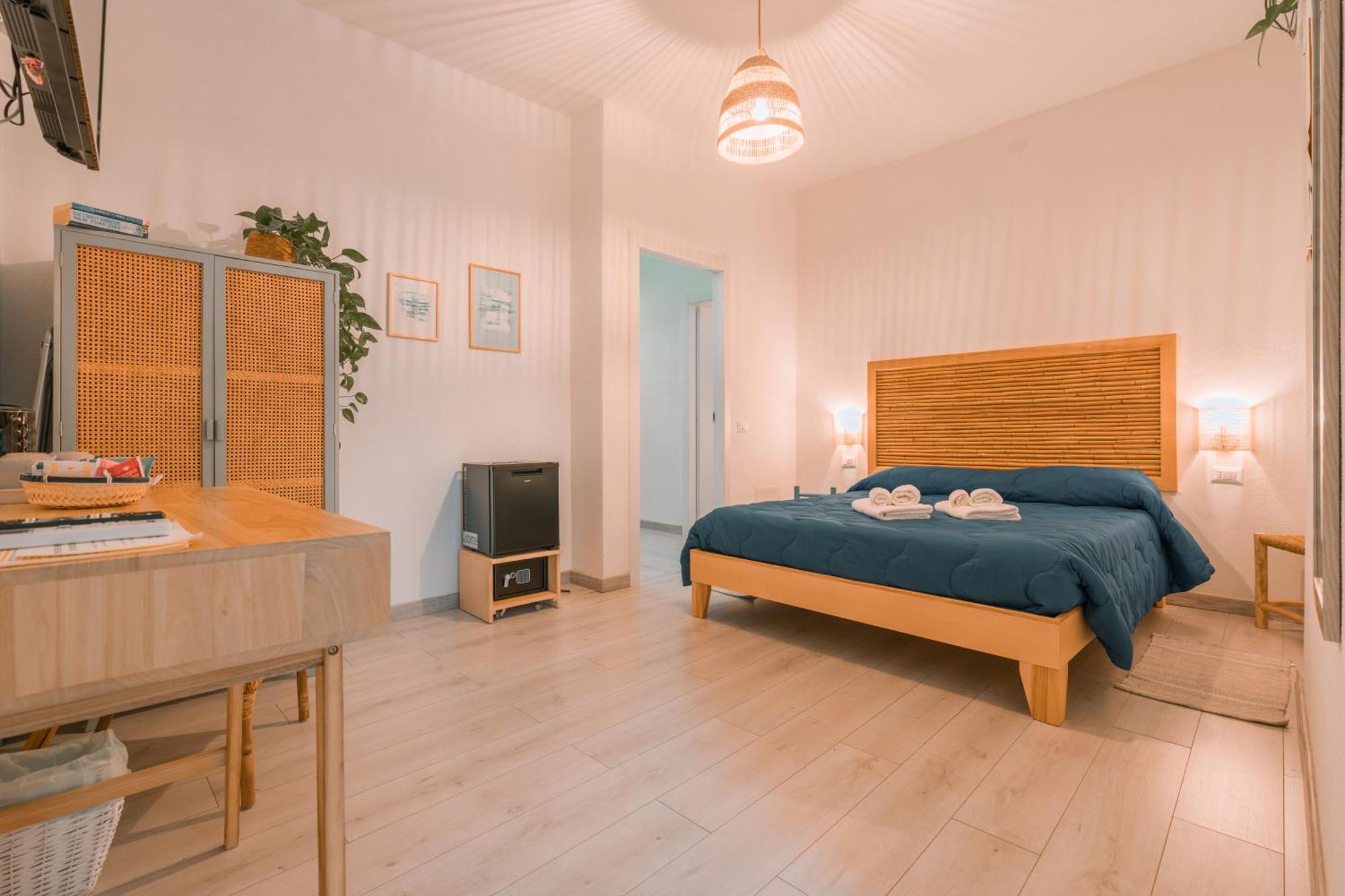 Giobo Rooms Siniscola Eksteriør bilde
